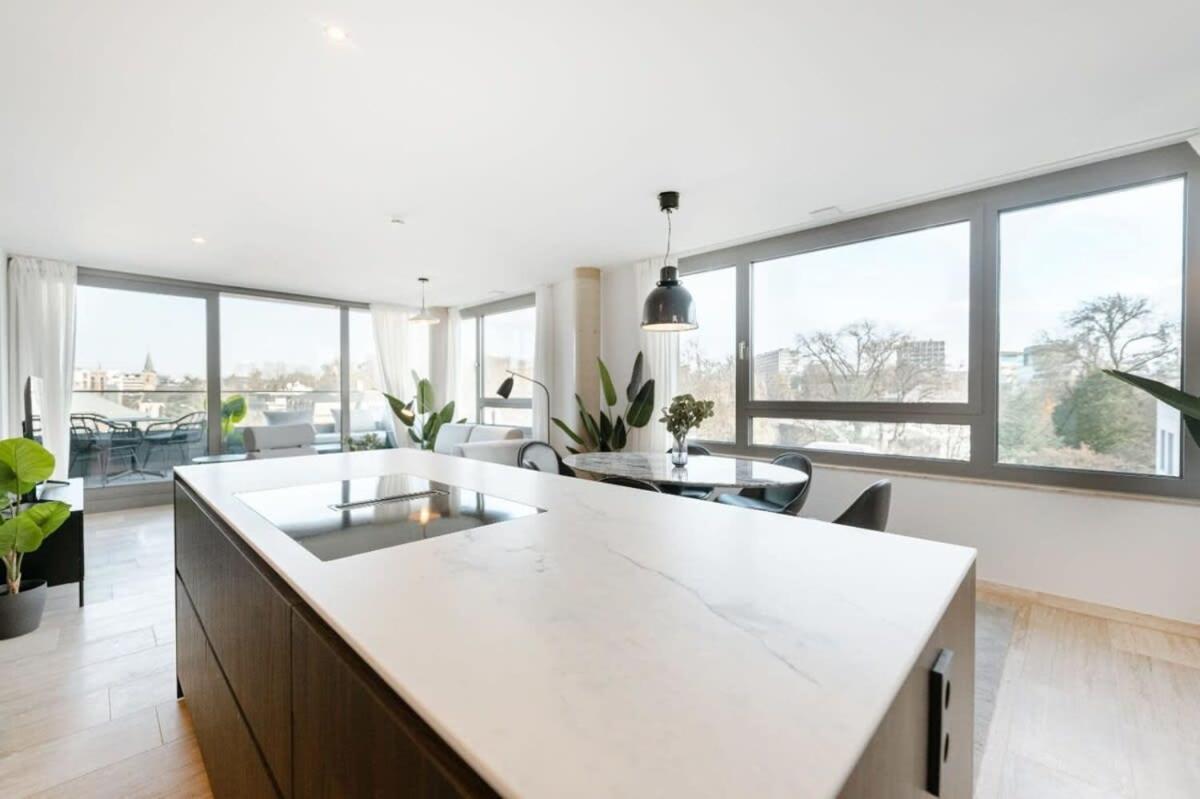 Luxury With Views In Haute Apartamento *